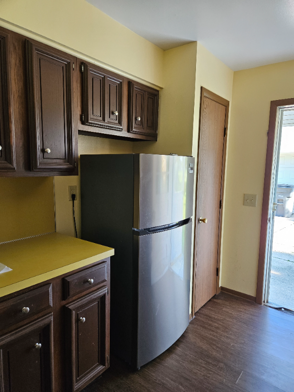 2148 Aberdeen Ave - Photo 3 of 4