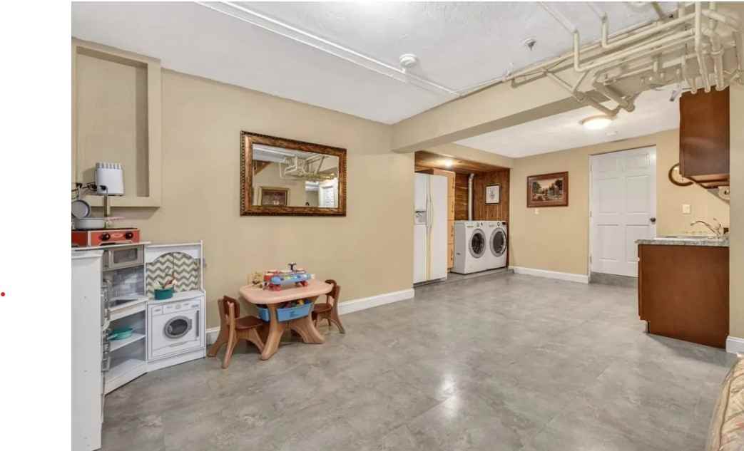 3624 Nw 68th St #NA - Photo 2 of 5