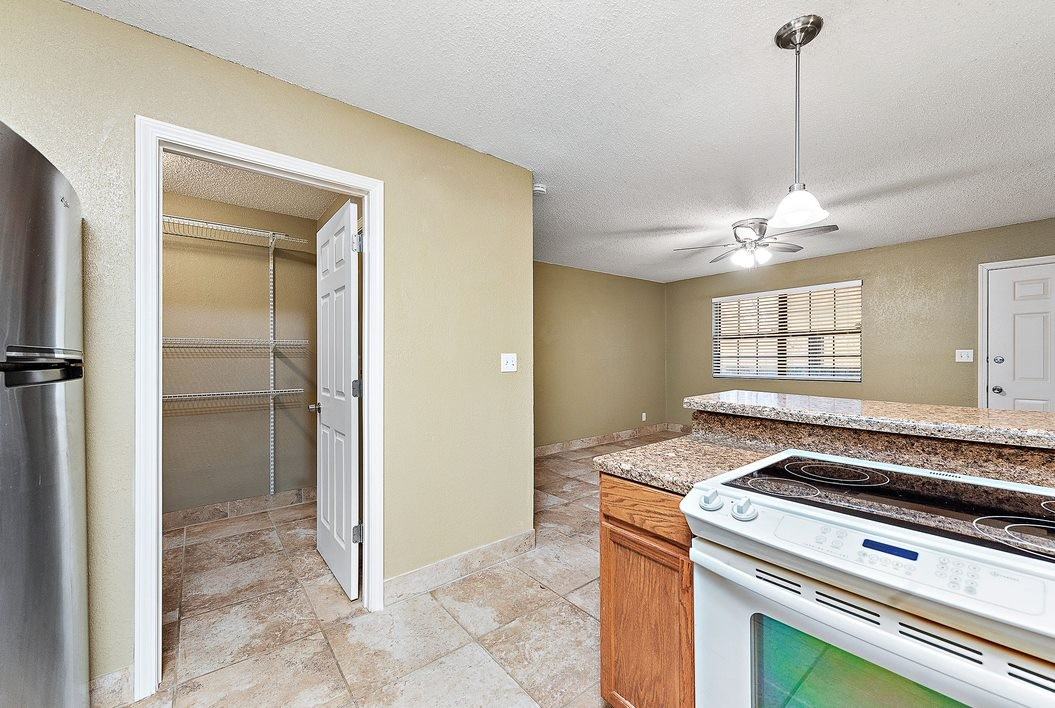 312 2nd St - Photo 6 of 12