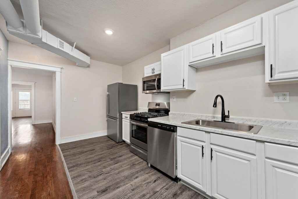 4341 Harrison St - Photo 6 of 16