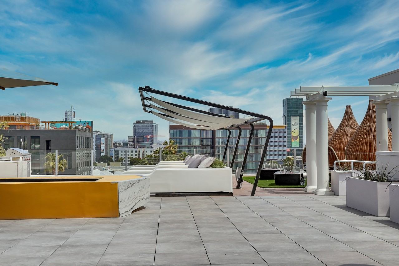 Inspire Hollywood - Photo 5 of 43