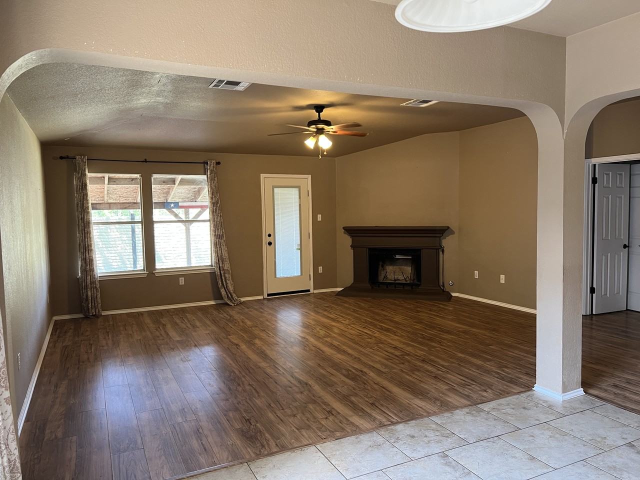 1218 Leah Lane - Photo 3 of 16