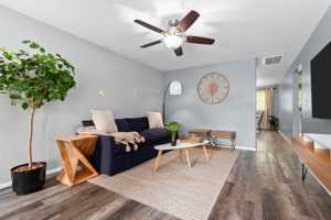 featured image of 718 S Locust St #718