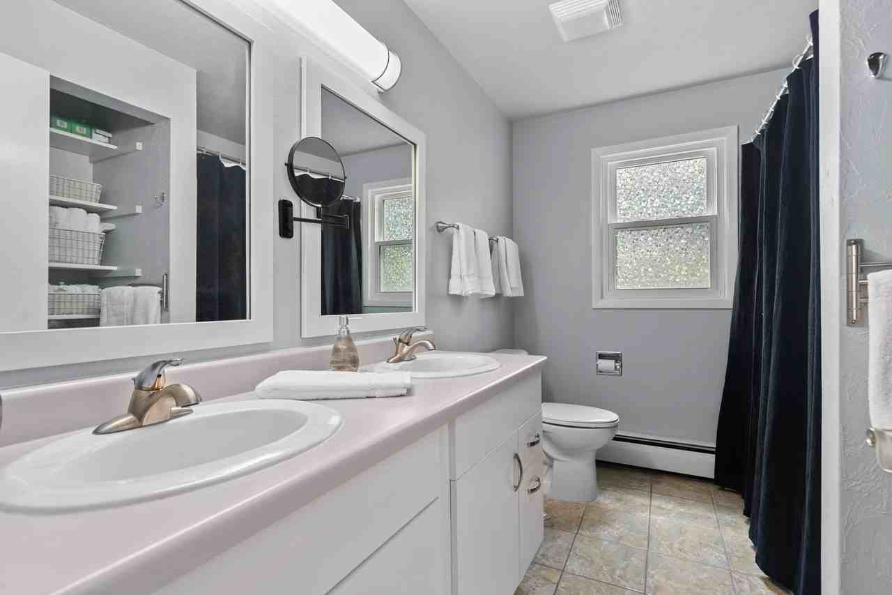 718 S Locust St #718 - Photo 6 of 15