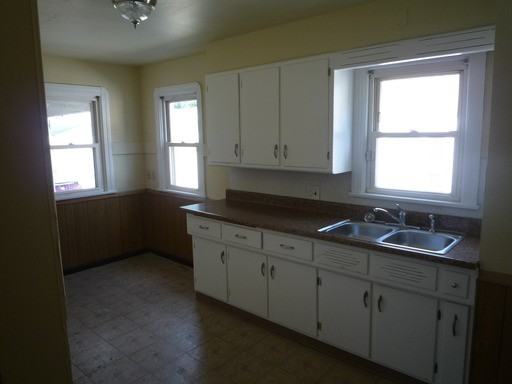 1928 Connecticut Ave - Photo 3 of 8