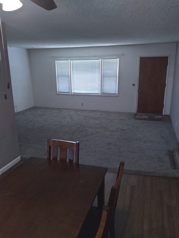 557 A St #NA - Photo 2 of 15