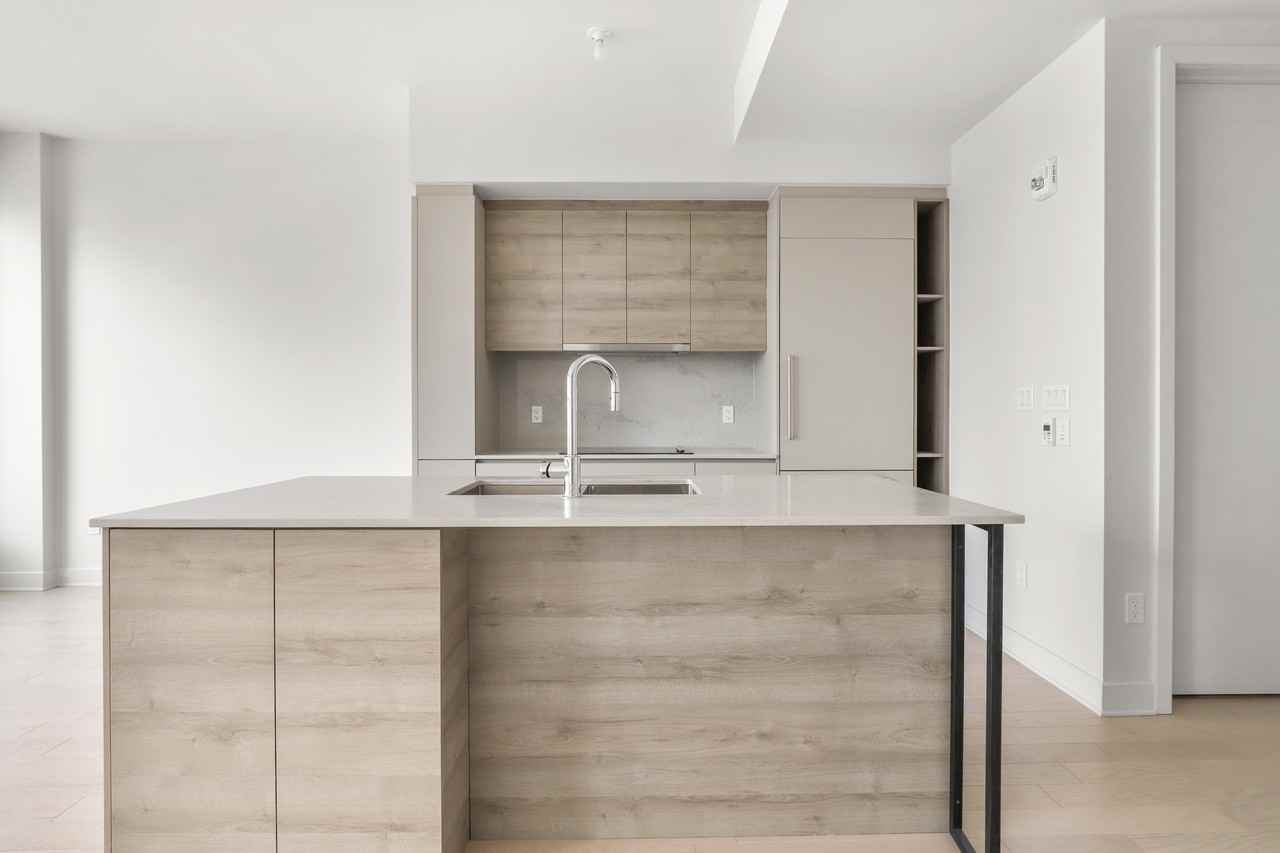 205 Avenue de l'Equinoxe - Photo 2 of 19