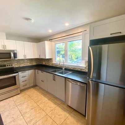 1270 Dorchester Avenue - Photo 4 of 16