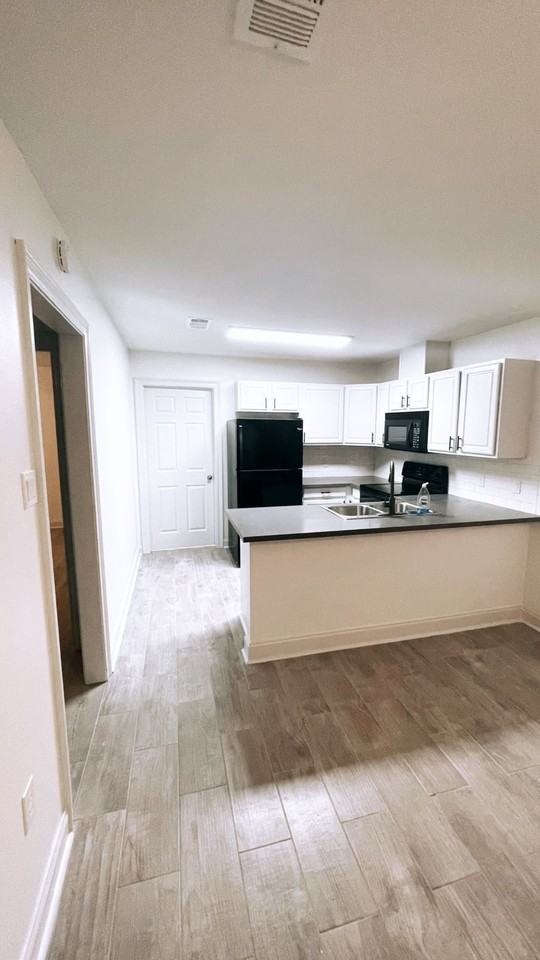 136 S Kirkland Dr #136 - Photo 2 of 5