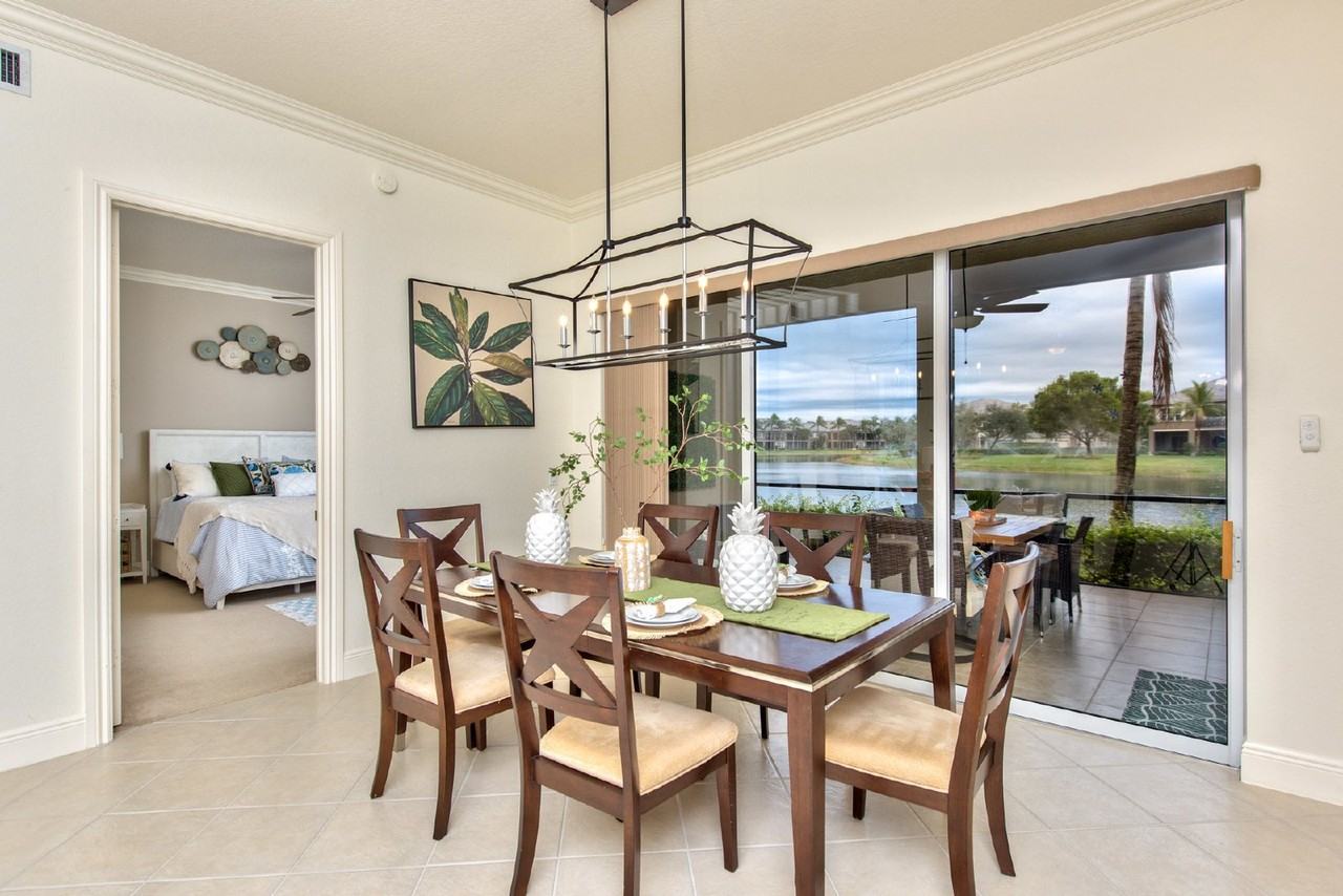 9242 Tesoro Ln - Photo 5 of 40