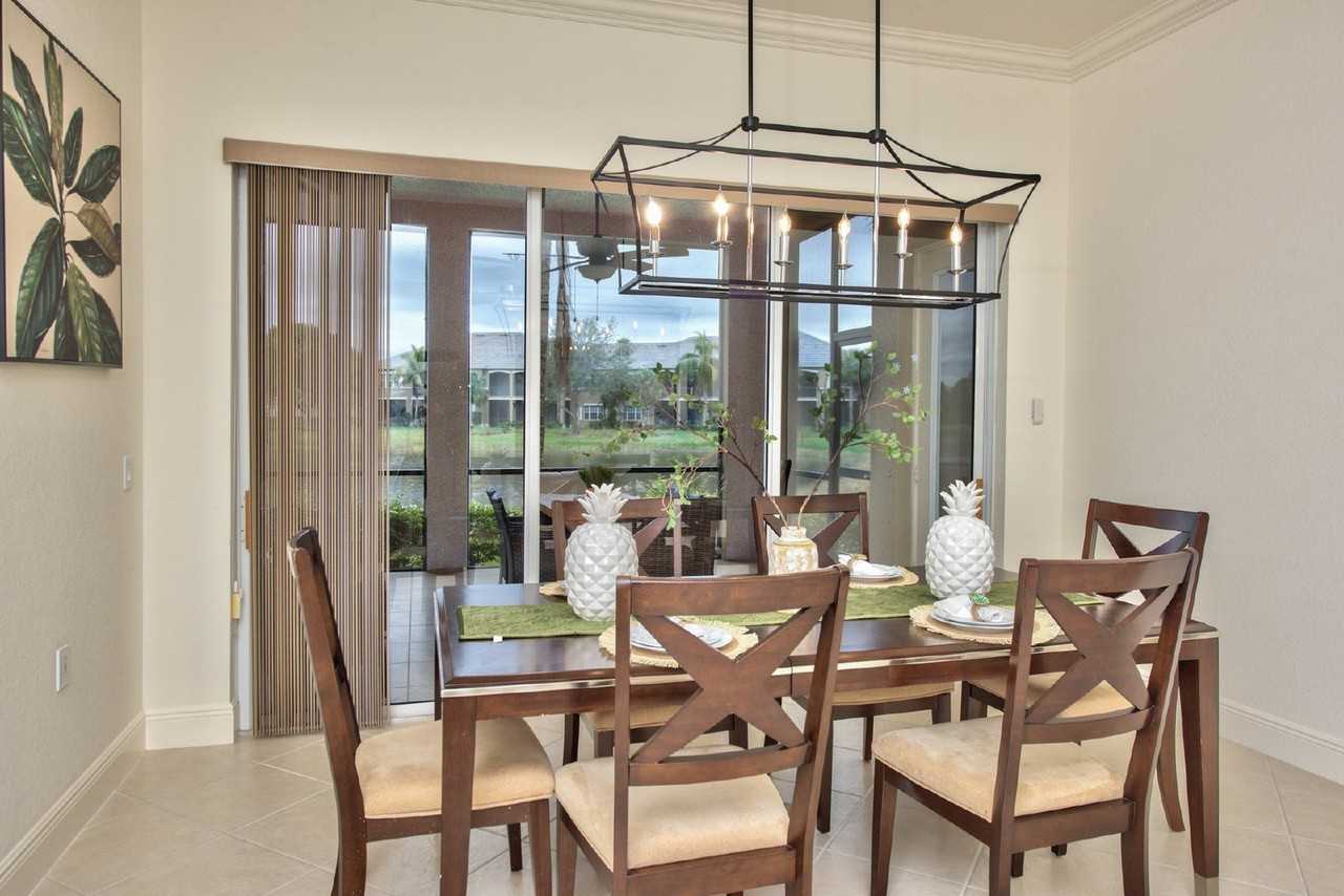 9242 Tesoro Ln - Photo 6 of 40