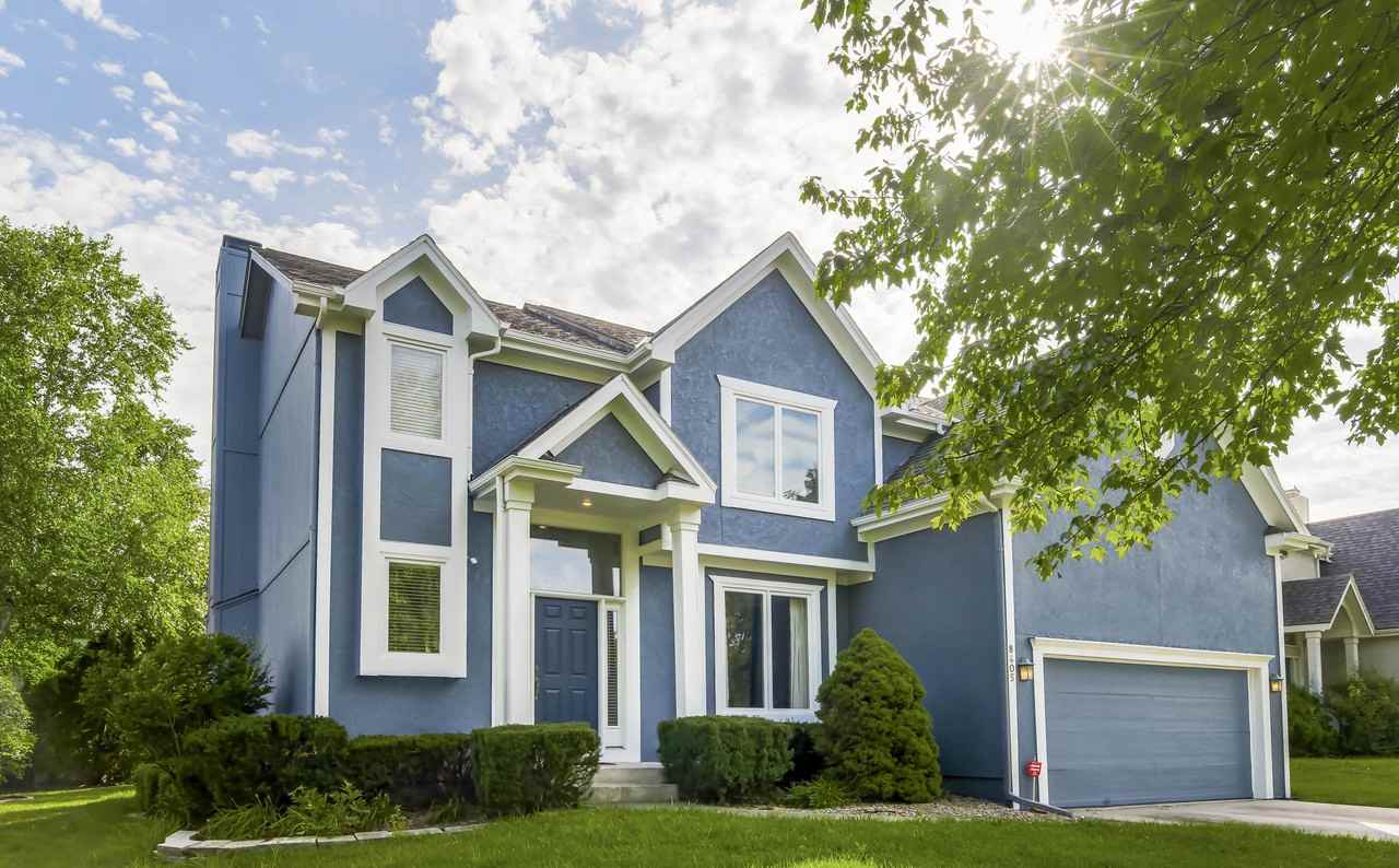 8405 W 127th Ter #NA - Photo 2 of 30