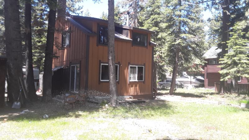 424 Lewis Ave - Photo 2 of 18