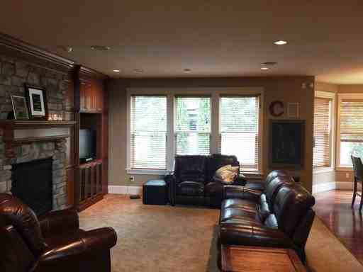 16214 NE 27th Ave - Photo 3 of 9