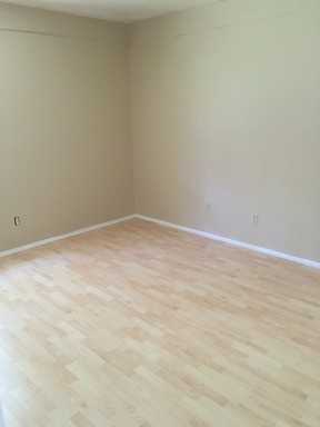 3771 Heritage Dr N - Photo 3 of 8