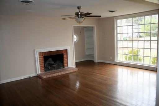 305 S Haswell Dr - Photo 2 of 9