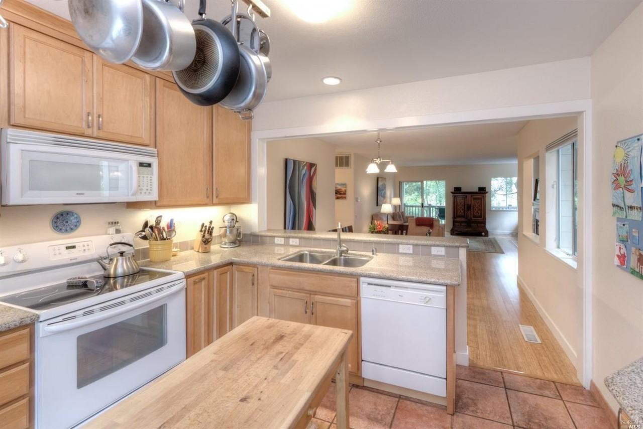 143 Koch Rd - Photo 2 of 10