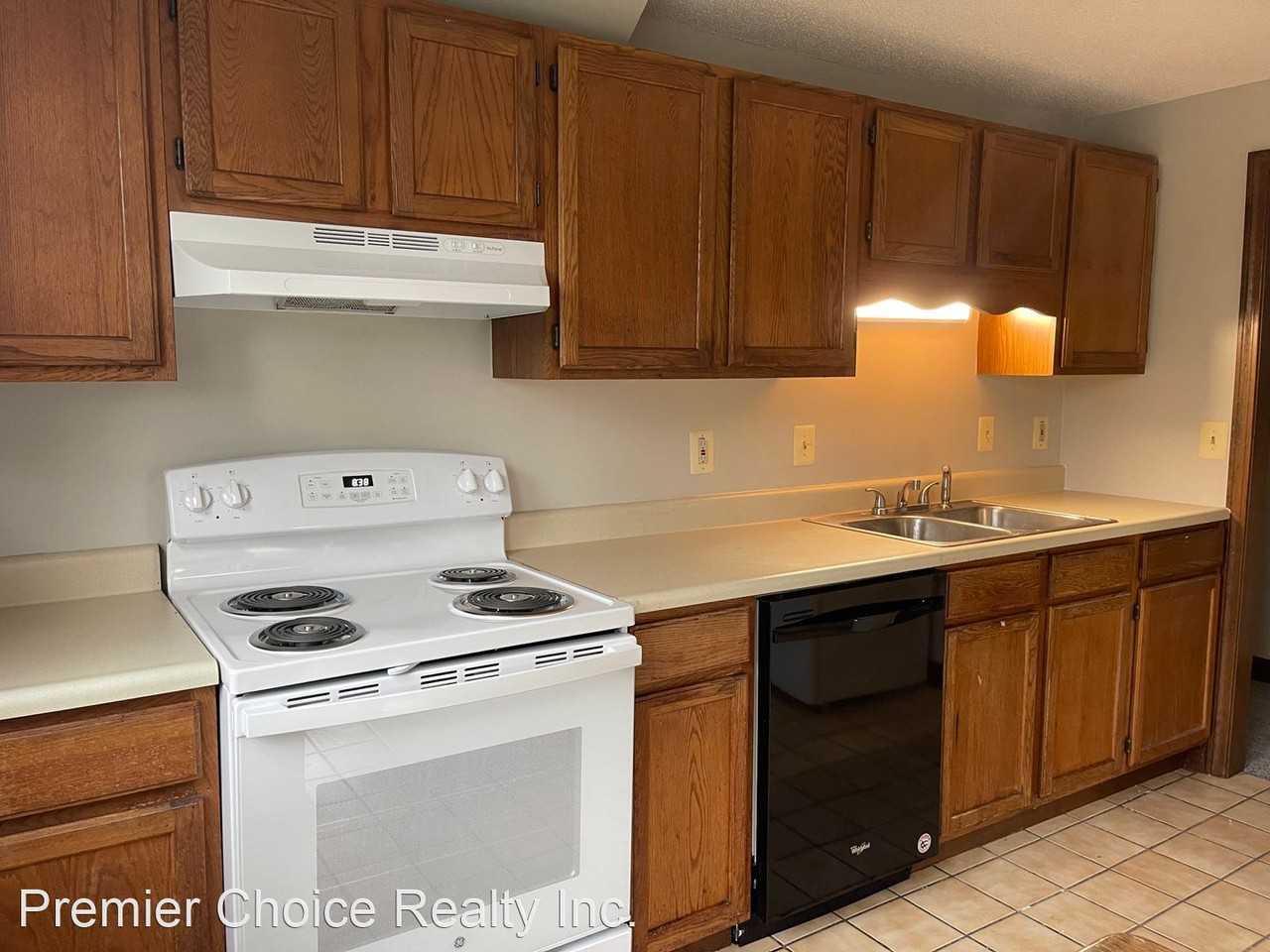 888-892 St James Ave - Photo 3 of 14