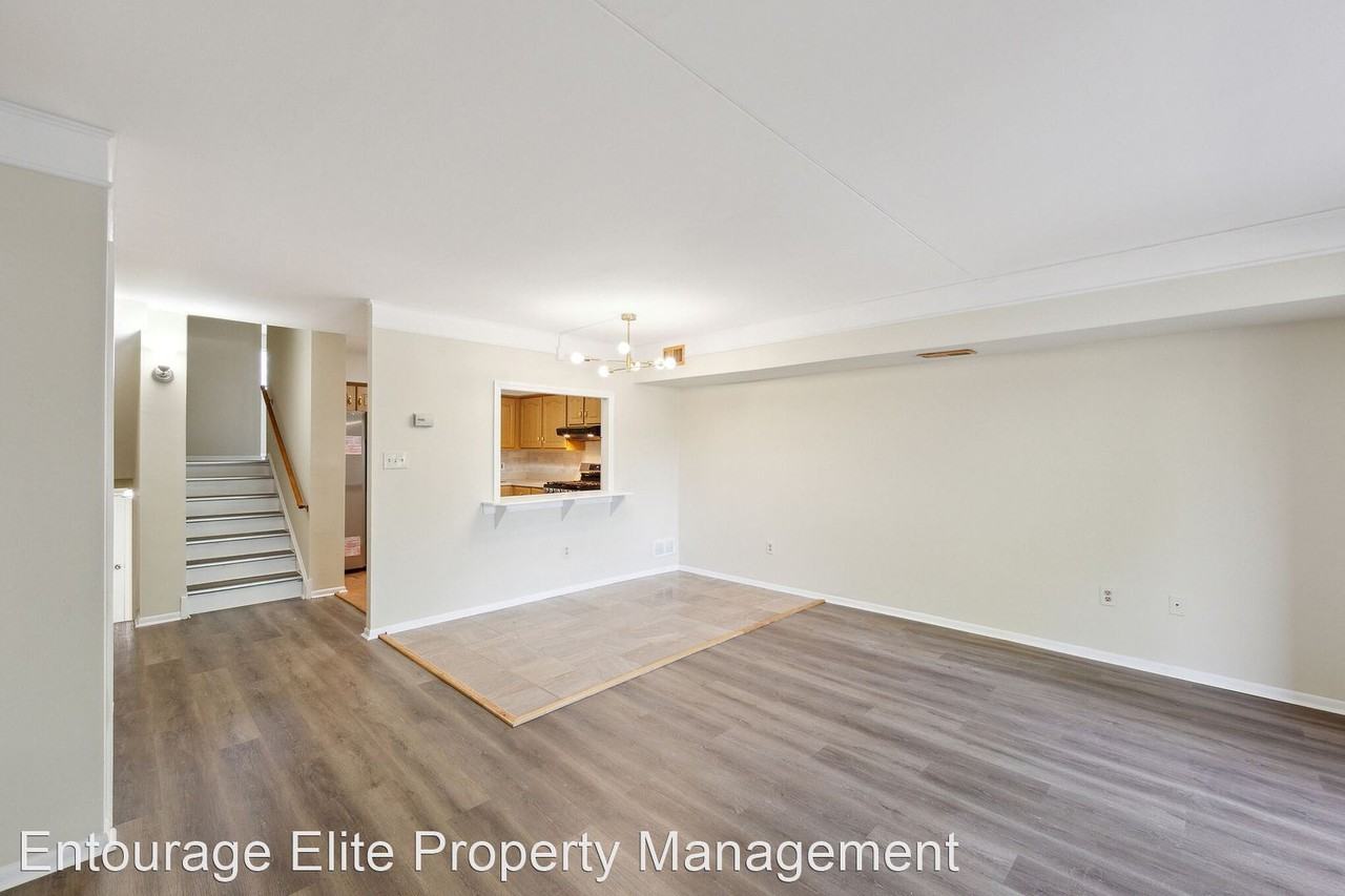 302 Stony Way - Photo 2 of 29