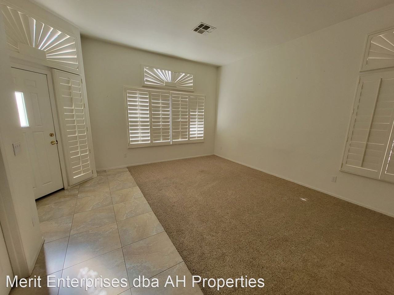 19200 N 116th Ln - Photo 3 of 25