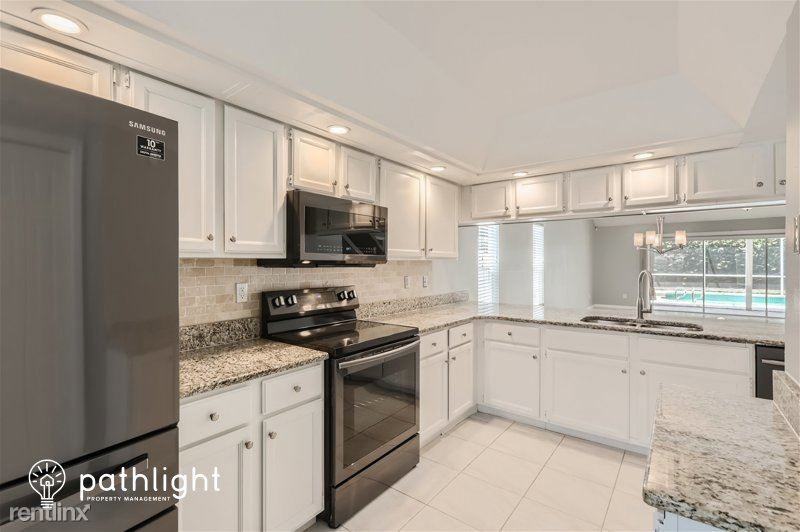 9083 Quail Creek Dr - Photo 3 of 18