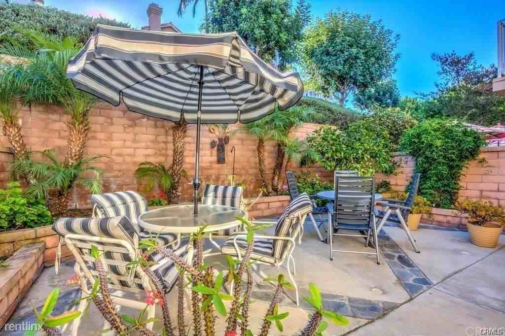 29441 Port Royal Way - Photo 3 of 9