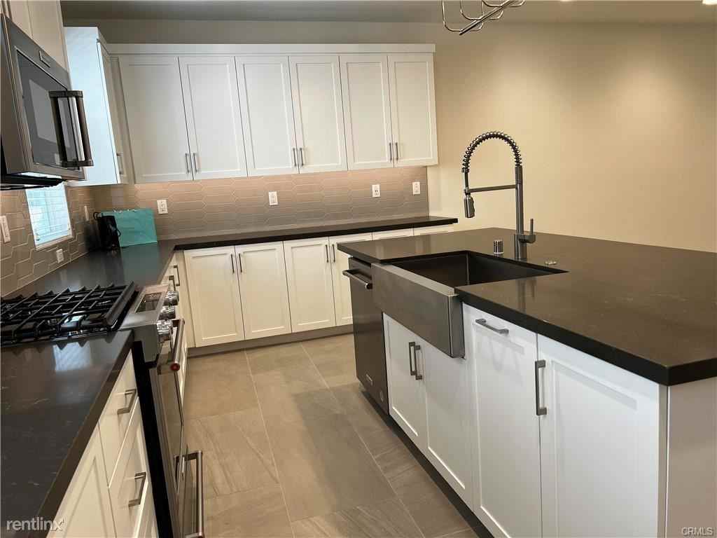 155 Hideaway Loop - Photo 3 of 10