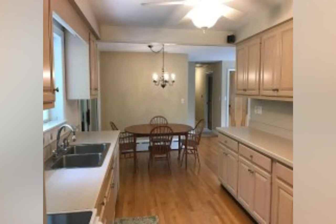 38 Carver Cir - Photo 2 of 9