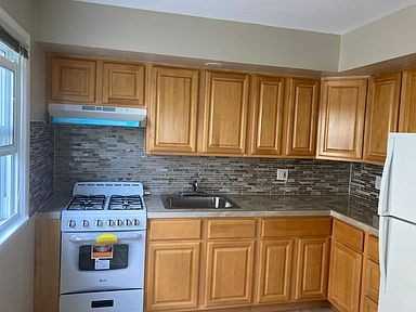 701 Carlton Blvd #NIL - Photo 2 of 4