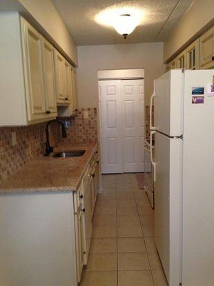 311 Washington Pl #311 - Photo 2 of 11