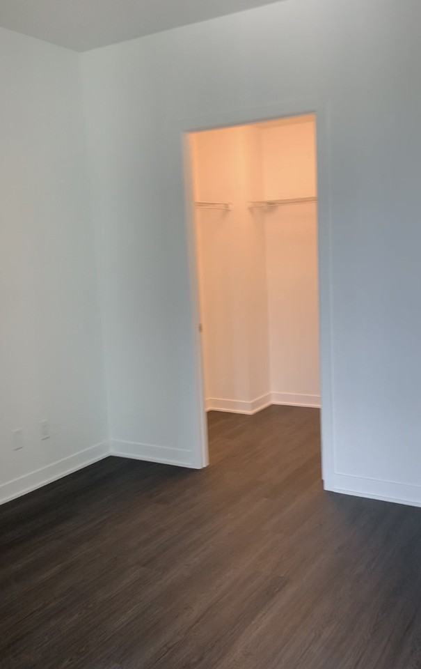 185 Alberta Ave - Photo 2 of 2