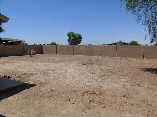 2136 S 44th Ave - Photo 2 of 8