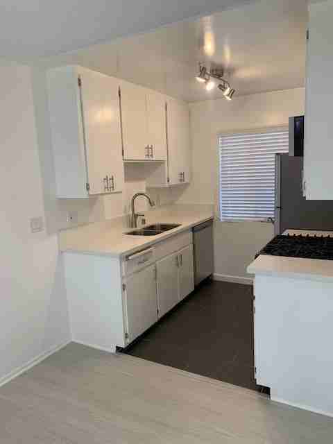 1810 Posser Ave - Photo 7 of 15