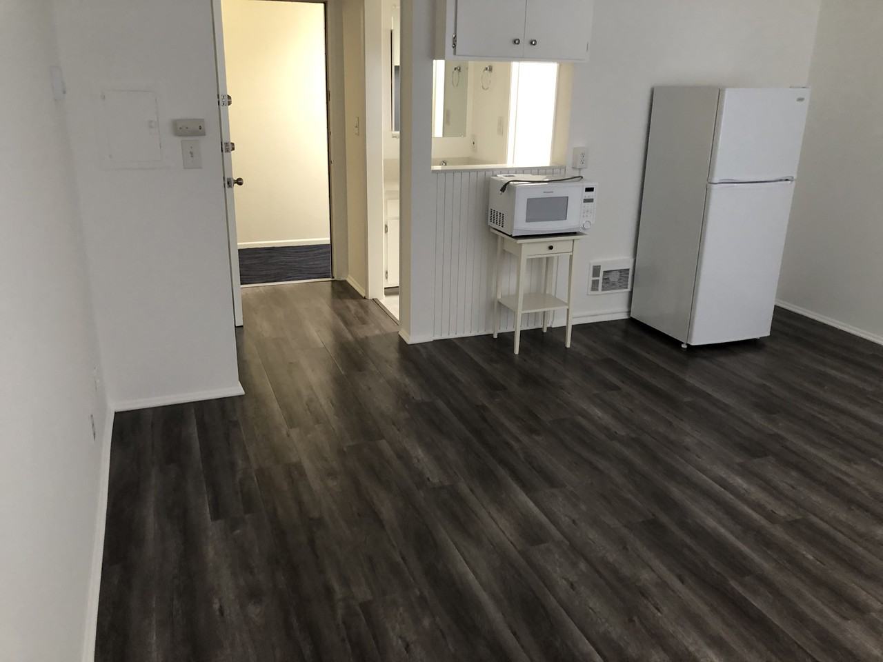 1810 Prosser Avenue #08 - Photo 6 of 12