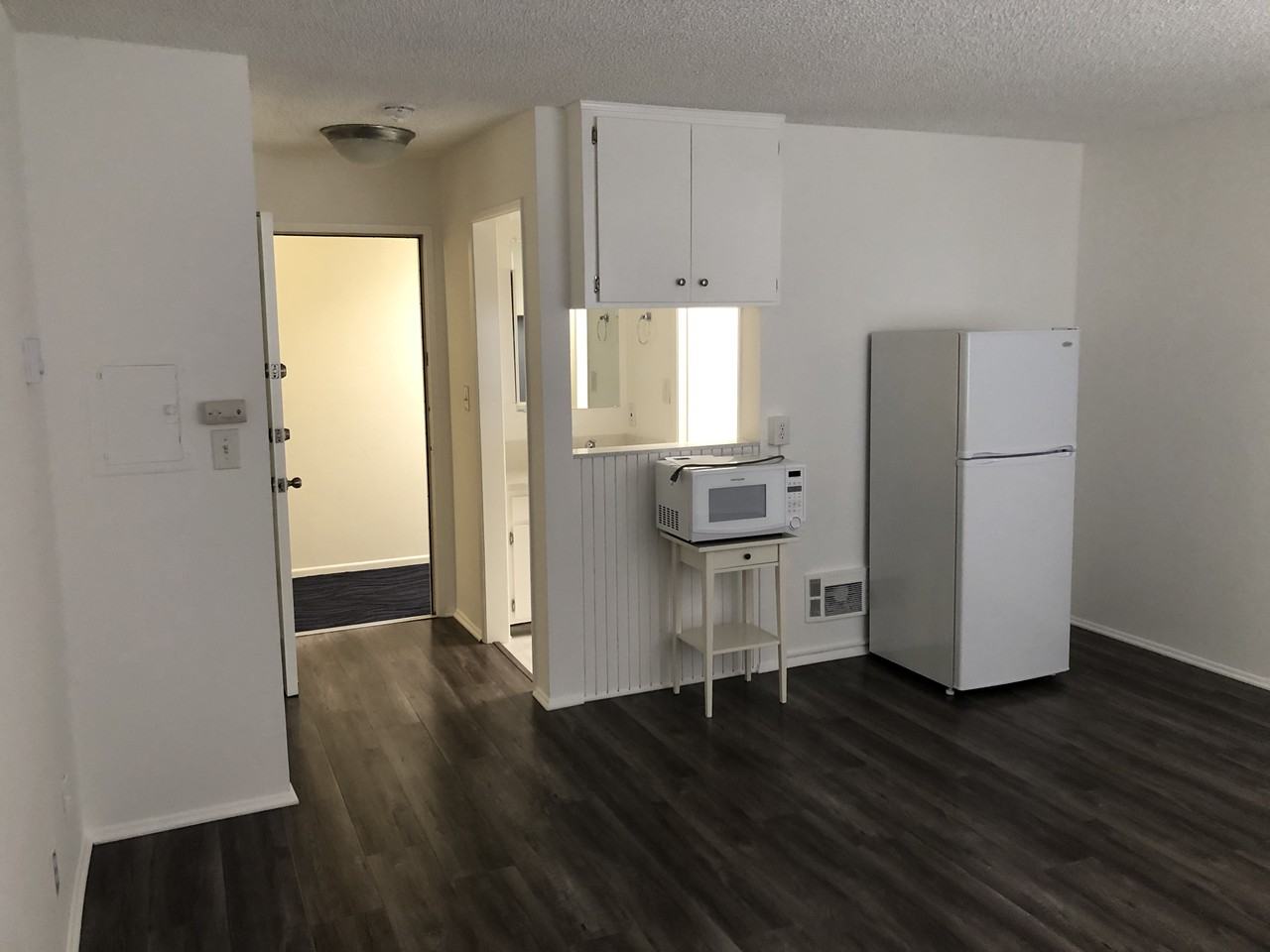 1810 Prosser Avenue #08 - Photo 4 of 12