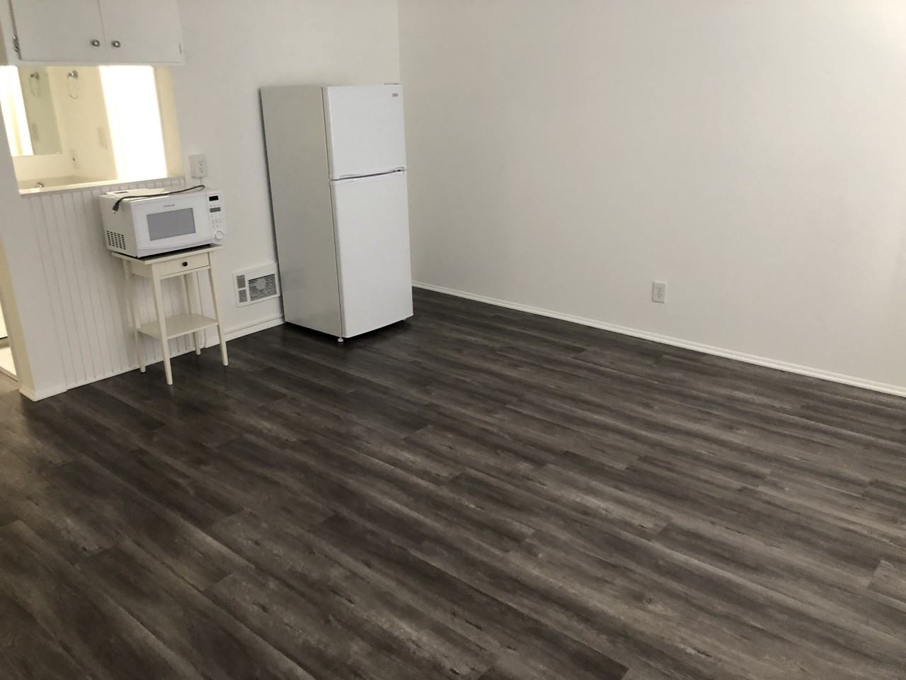 1810 Prosser Avenue #08 - Photo 5 of 12