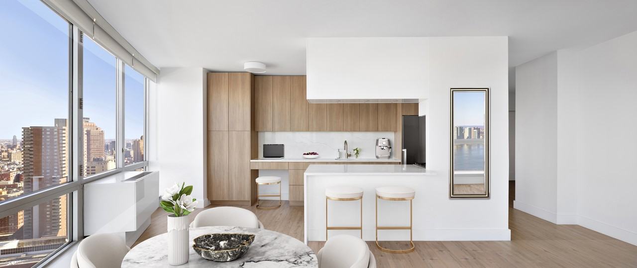 Tribeca Pointe - Photo 4 of 36