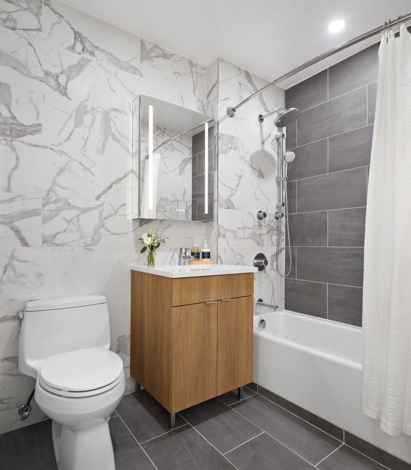 Tribeca Pointe - Photo 6 of 36