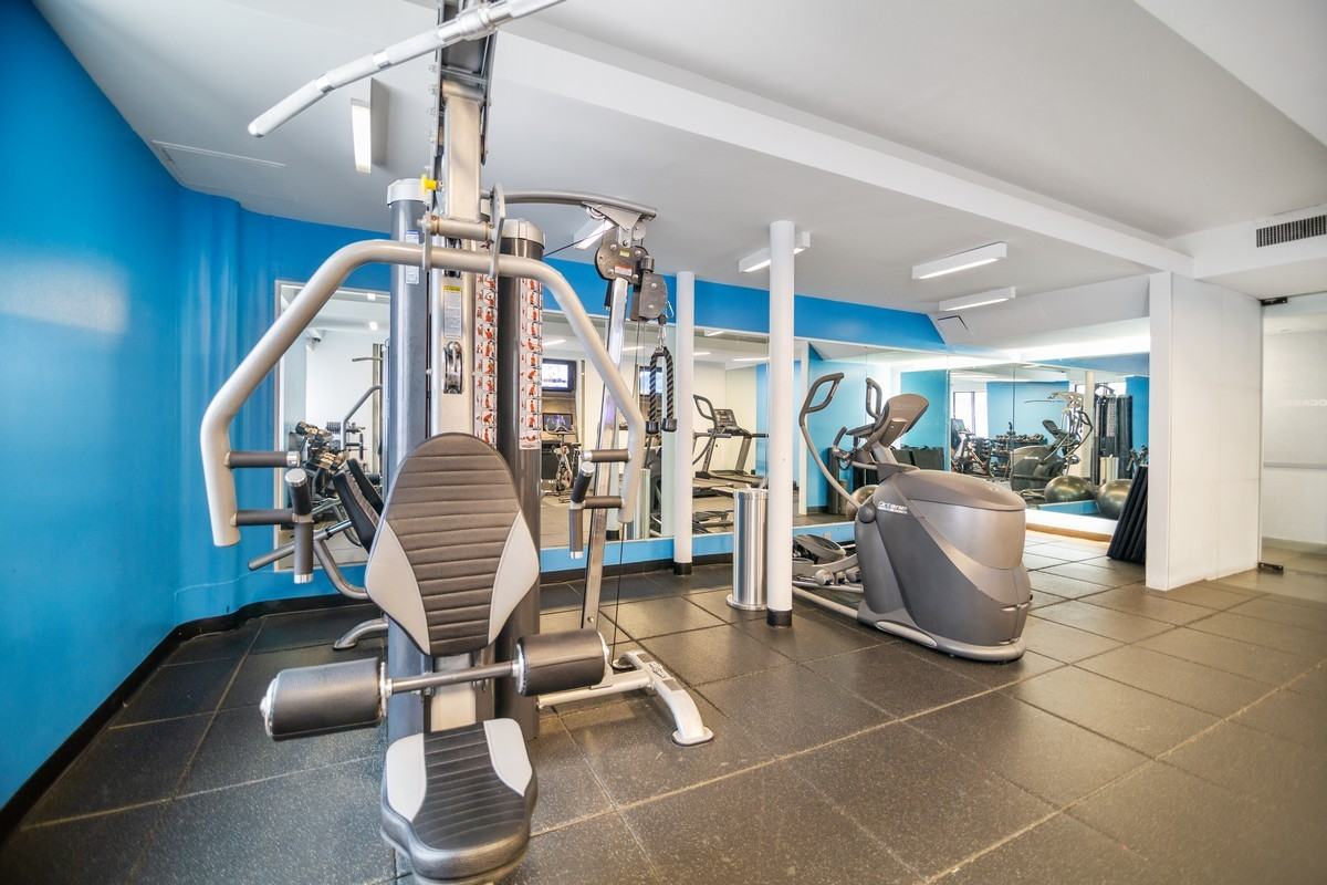 Midwest Court - Photo 7 of 11