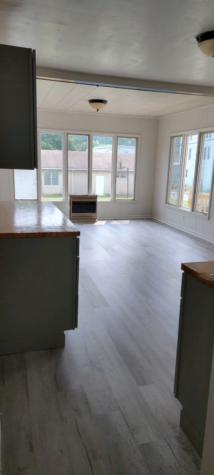 34 Saint Charles Street - Photo 2 of 6