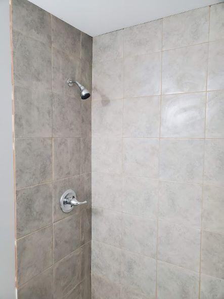 9127 Spyglass Pl Apt D - Photo 3 of 6