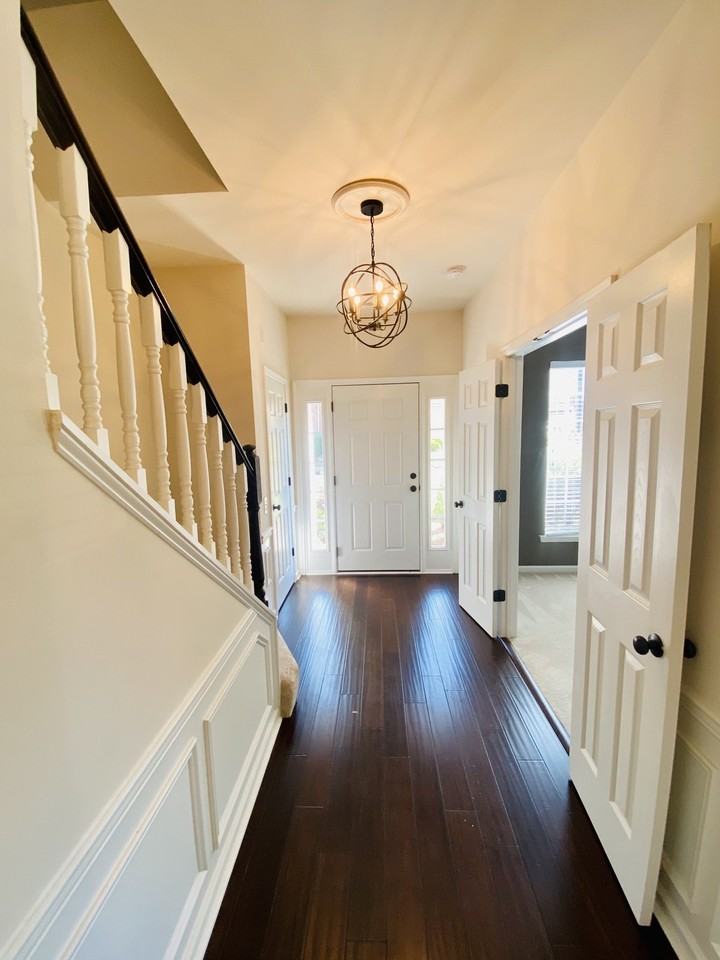 10407 Winslet Drive - Photo 6 of 26