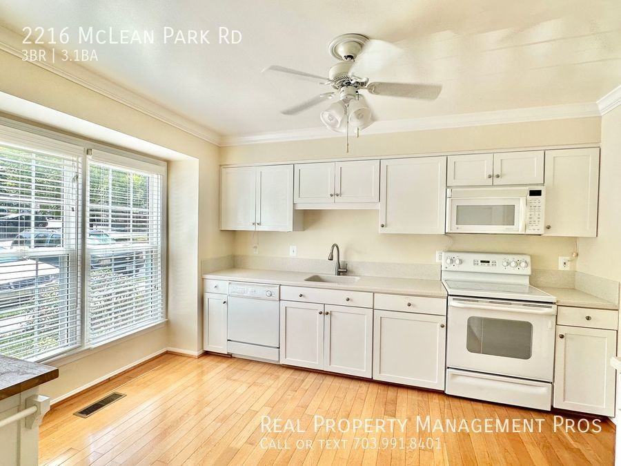 2216 Mclean Park Rd - Photo 3 of 32