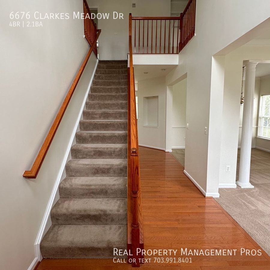 6676 Clarkes Meadow Dr - Photo 2 of 19