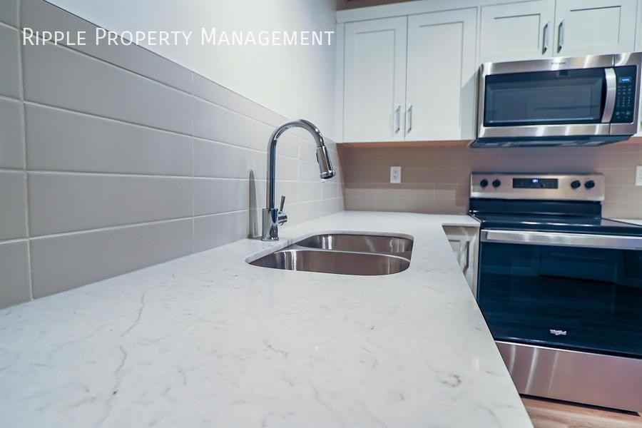 10 Sage Hill Walk Nw #413 - Photo 2 of 16