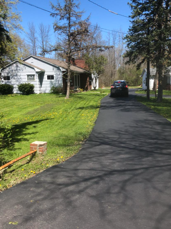 2521 Niagara Falls Blvd - Photo 2 of 13