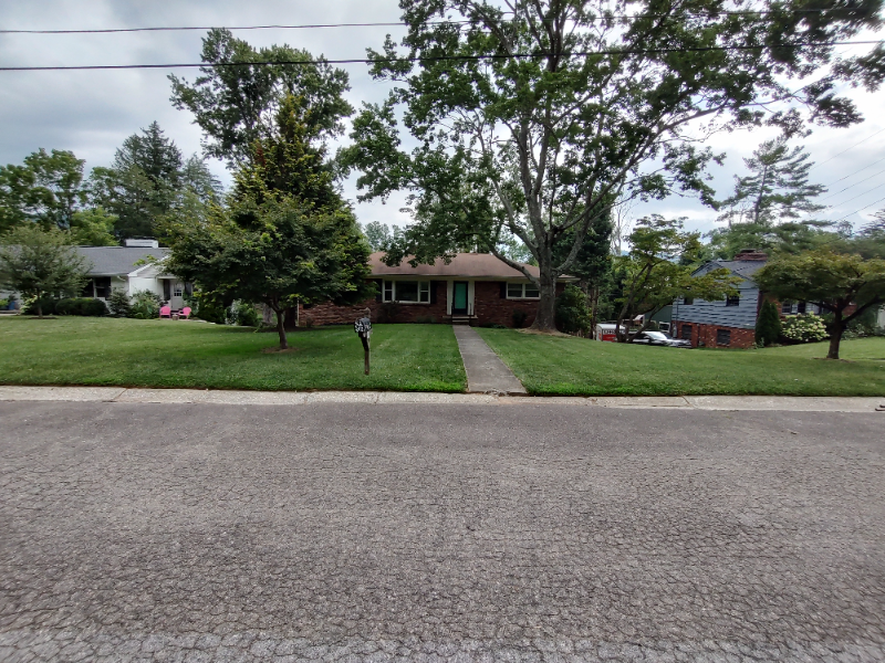 17 Wisteria Dr - Photo 3 of 50