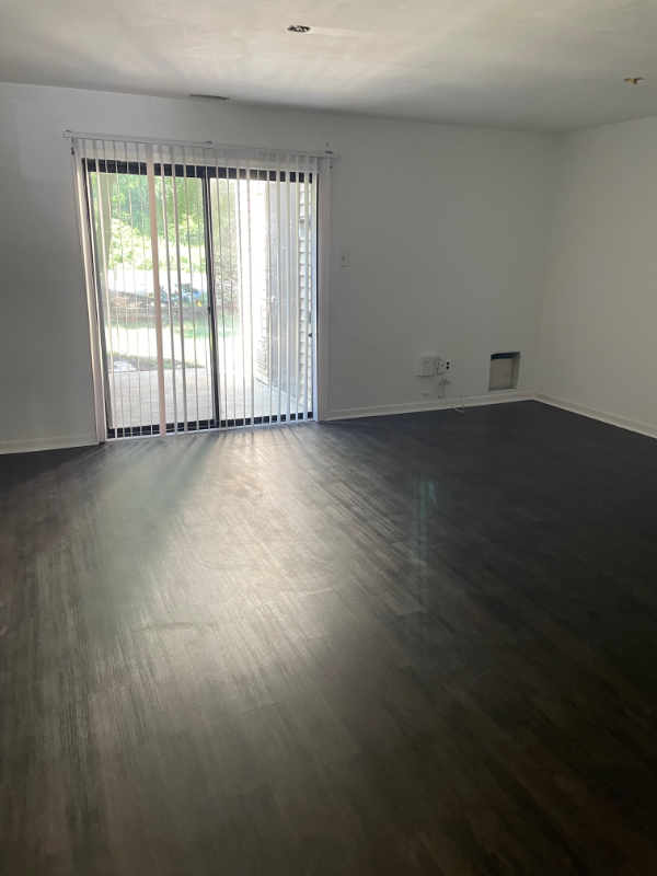 17 Buckthorn Ct - Photo 2 of 11