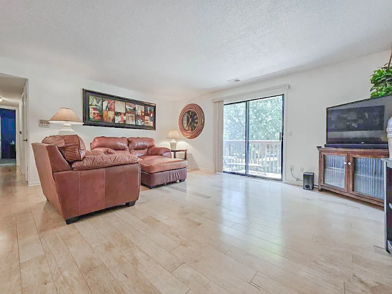 9523 University Ave #10 - Photo 3 of 19