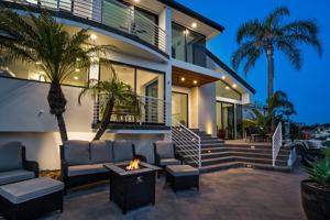 featured image of 715 Bayside Dr